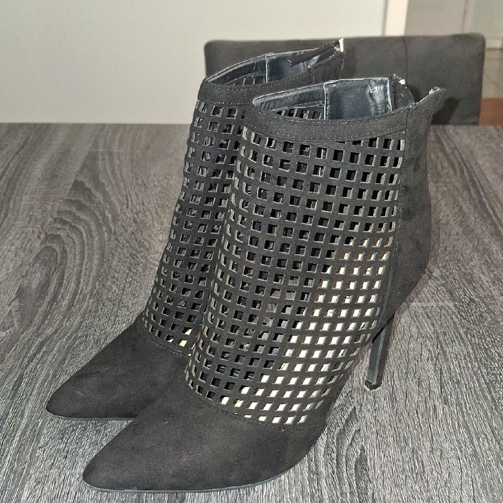 Anne Michelle/ Black Caged Heeled Boots- W Sz 9